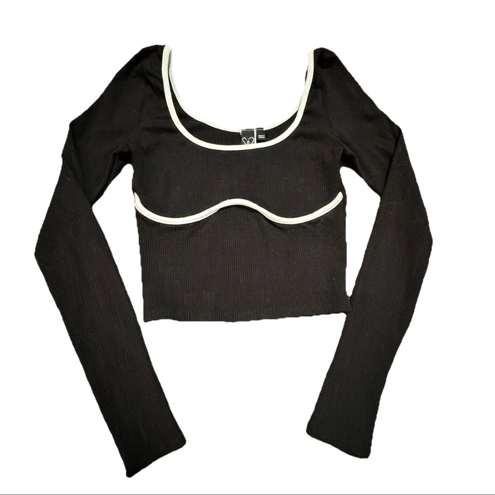 Windsor Black Ribbed Long Sleeve Crop Top White Contrast Piping Size S